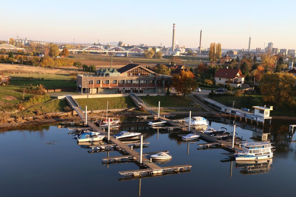 Resort Marina Labe Lovosice Extérieur photo